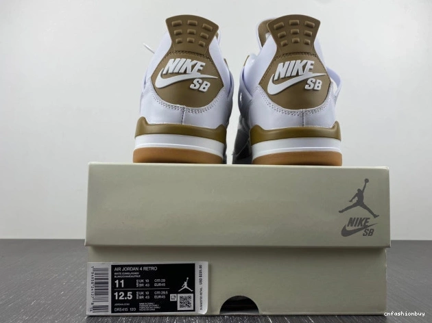 DR5415-120 Retro Jordan 4 SB 0915